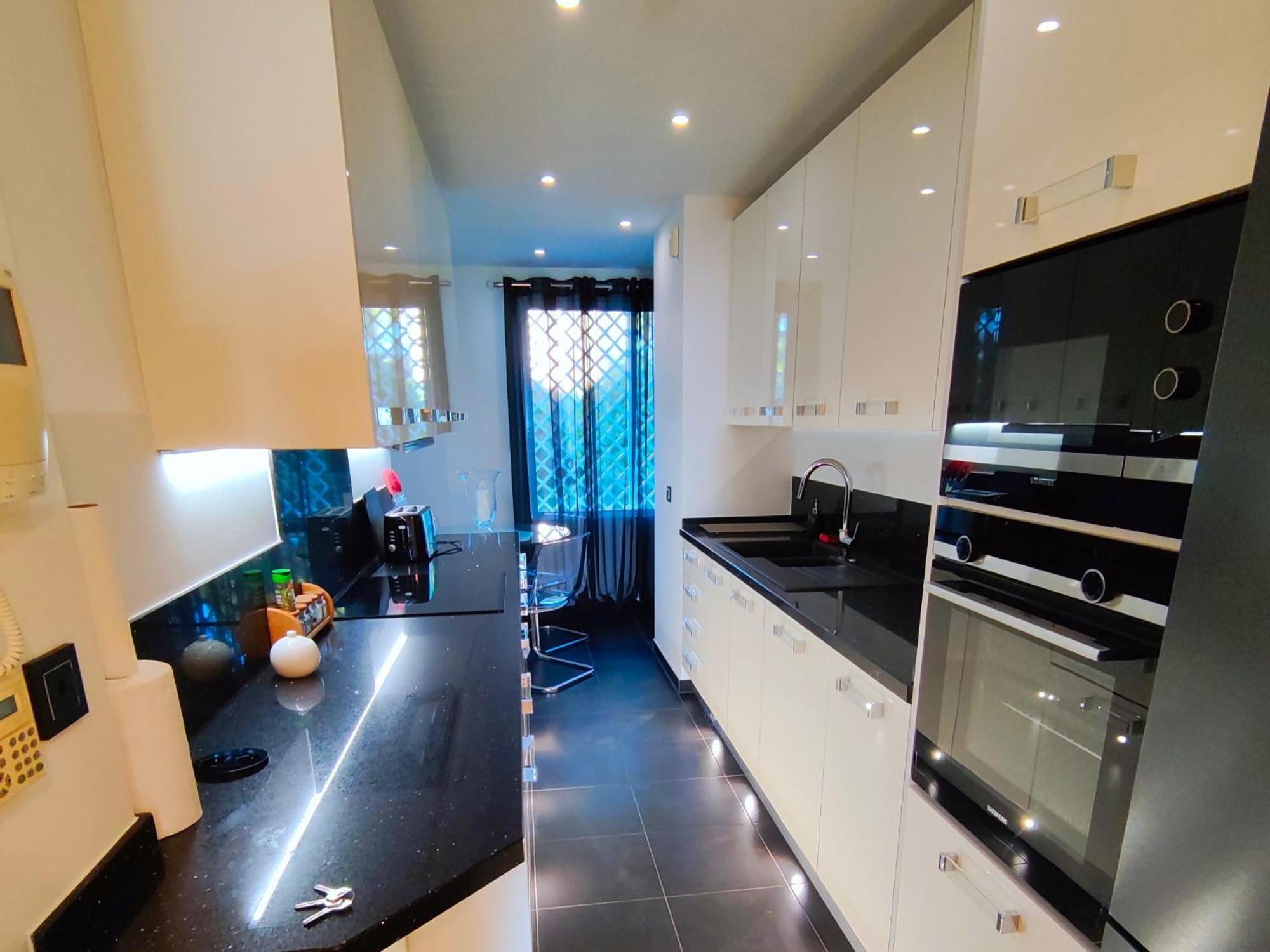 Luxury Frontline Residence Ehhouse Estepona Exteriér fotografie