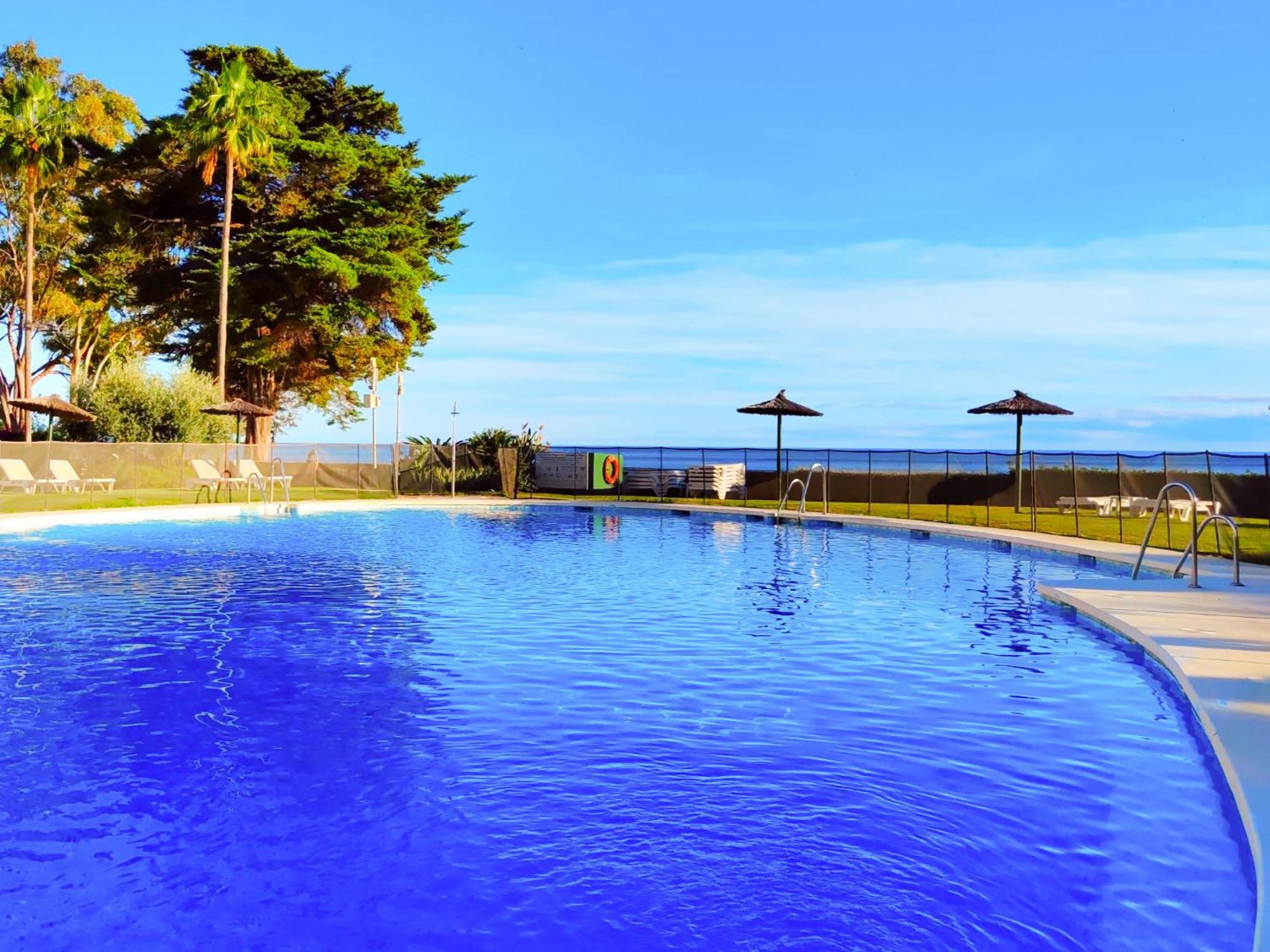 Luxury Frontline Residence Ehhouse Estepona Exteriér fotografie