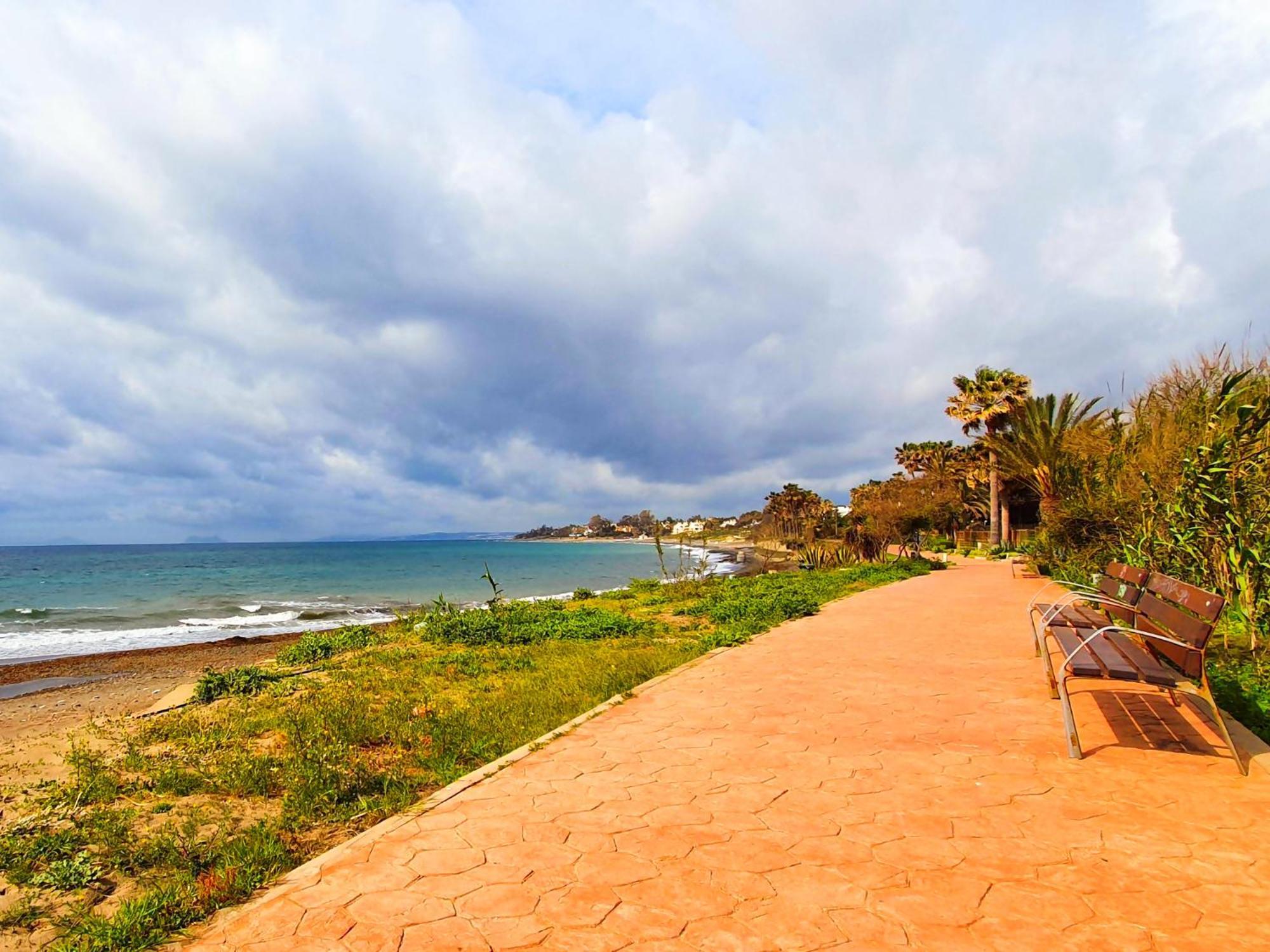 Luxury Frontline Residence Ehhouse Estepona Exteriér fotografie